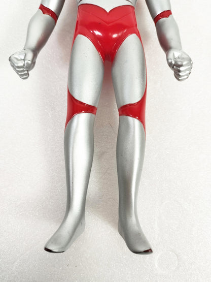 Ultraman Powered Made in Japan Height about 17cm Sofvi Figure retro vintage major scratches and dirt