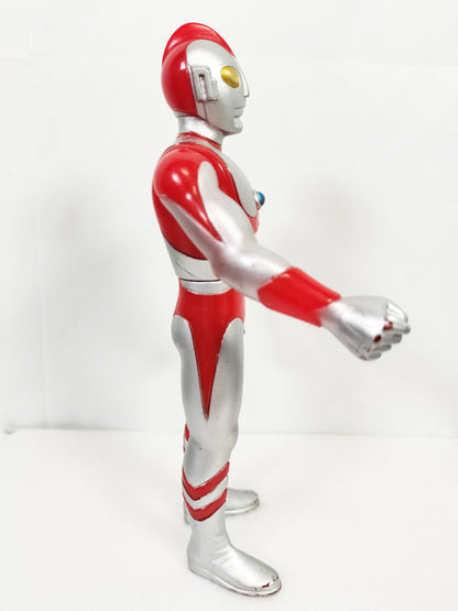 Ultraman 80 Made in Japan Height approx 17cm Sofvi Figure retro vintage major scratches and dirt