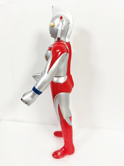 Mother of Ultra Made in Japan Height approx 16.5cm Sofvi Figure retro vintage major scratches and dirt