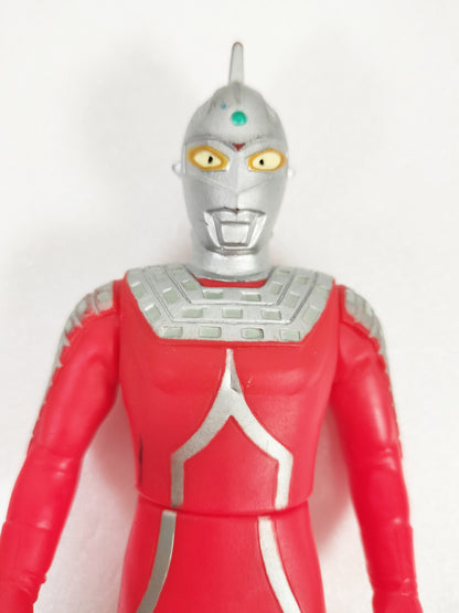 Ultra Seven Made in China Height about 17cm Sofvi Figure retro vintage major scratches and dirt