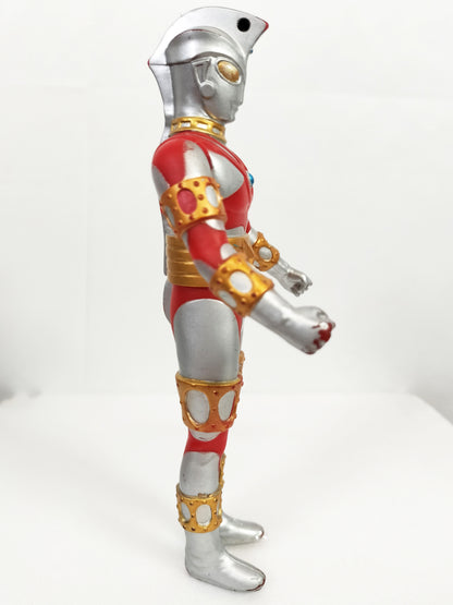 Ultraman Ace robot Made in China Height about 16.5cm Fake Ultraman Ace Sofvi Figure retro vintage major scratches and dirt