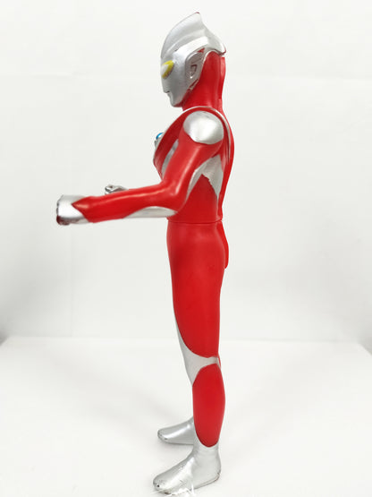 Ultraman Tiga Made in China Height about 17cm Sofvi Figure retro vintage major scratches and dirt