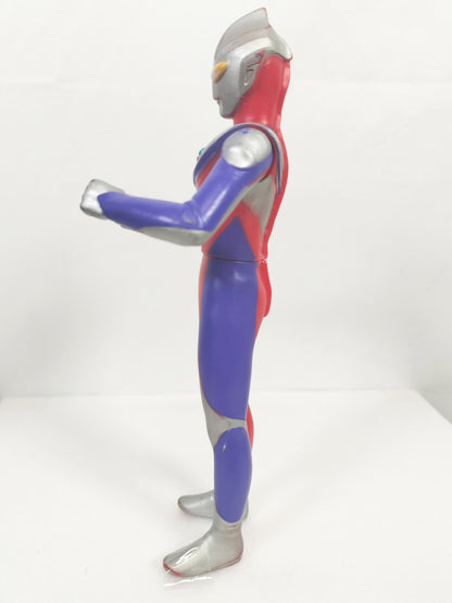 Ultraman Tiga Made in China Height about 17cm Manufactured in 2000 Sofvi Figure retro vintage major scratches and dirt