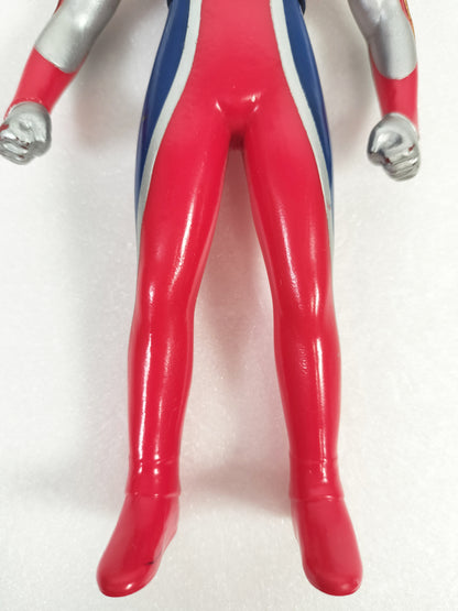 Ultraman Gaia Made in China Height about 16cm Manufactured in 1998 Sofvi Figure retro vintage major scratches and dirt