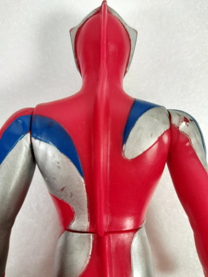 Ultraman Cosmos Made in China Height about 16cm Manufactured in 2001 Sofvi Figure retro vintage major scratches and dirt