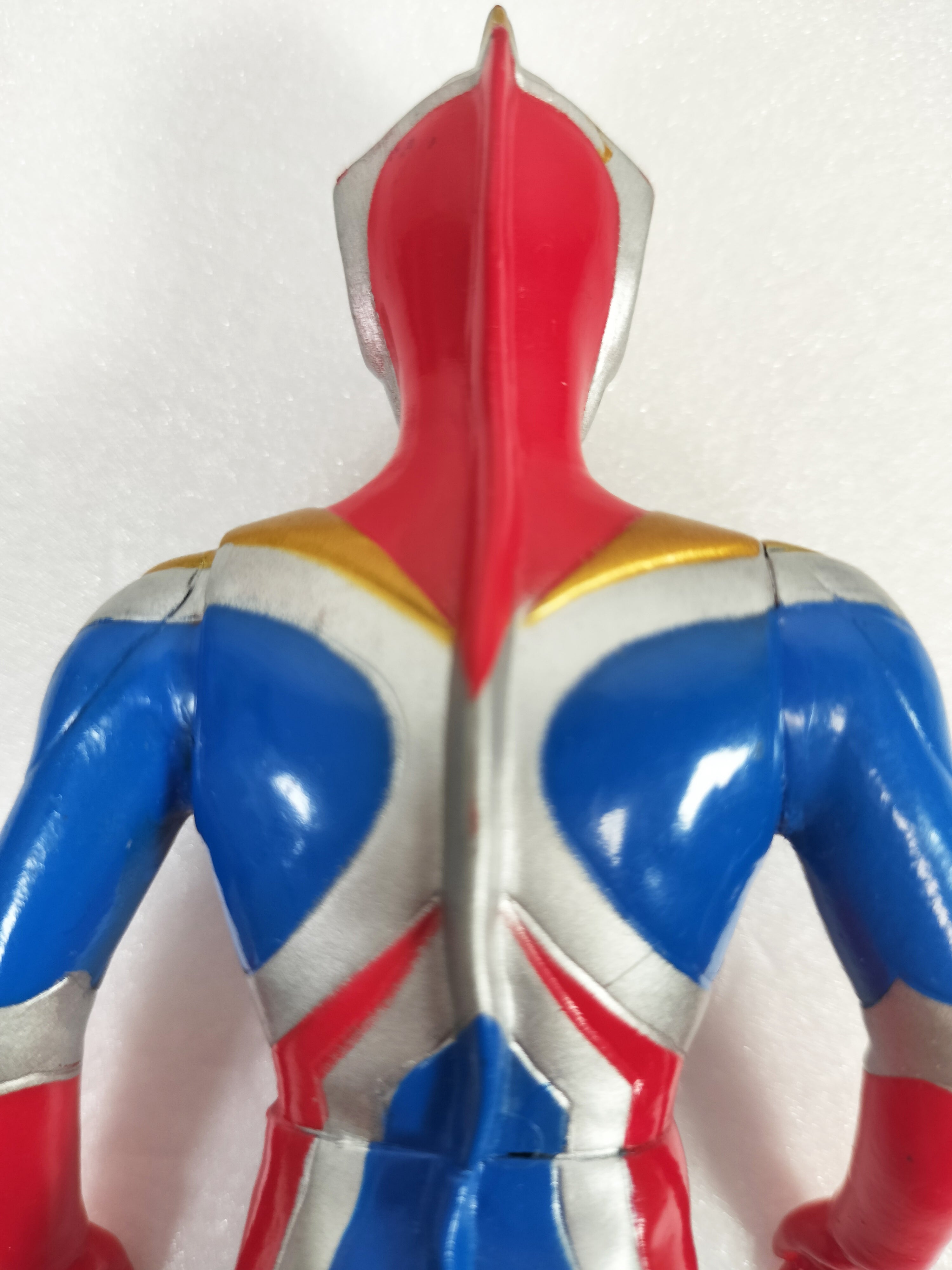 Ultraman Cosmos (Eclipse Mode) Made in China Height about 15.5cm  Manufactured in 2002 Sofvi Figure retro vintage major scratches and dirt