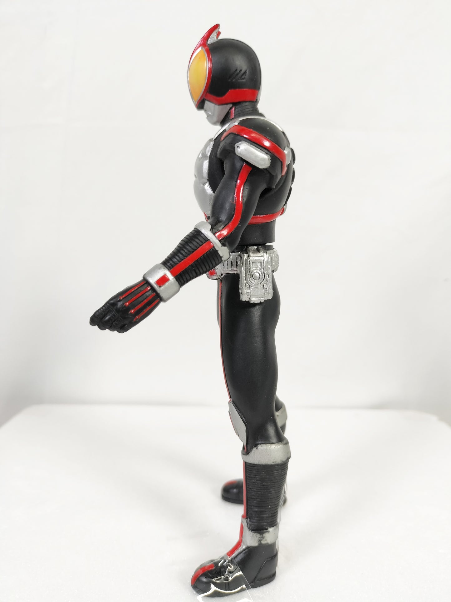 Kamen Rider 555 Mask Rider 555 Made in China Height about 17.5cm Manufactured in 2002 Sofvi Figure retro vintage major scratches and dirt
