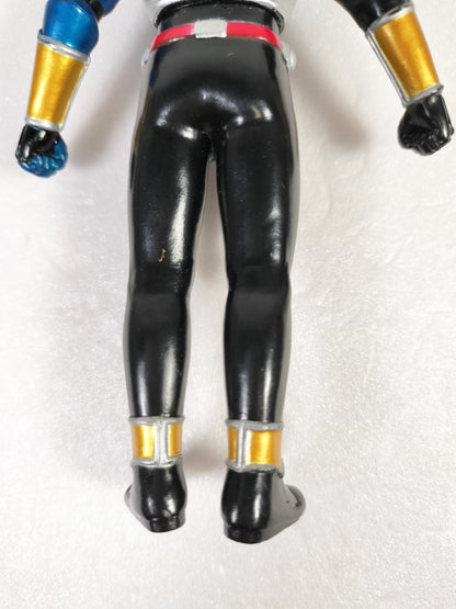 Kamen Rider Agito (Storm Form) Mask Rider Made in China Height about 13cm Manufactured in 2001 Sofvi Figure retro vintage major scratches and dirt