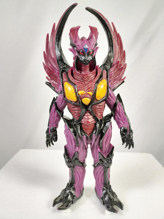 Ultraman Cosmos series Chaos Darkness Made in China Height about 20cm Manufactured in 2002 Sofvi Figure retro vintage major scratches and dirt